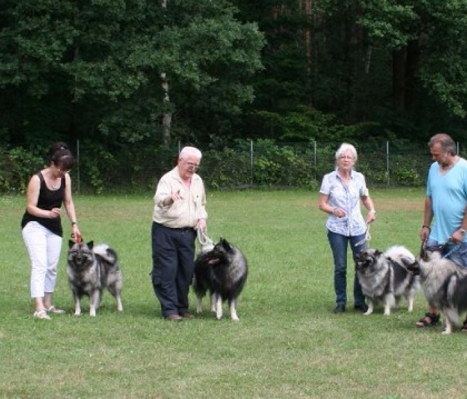 nachzuchtgruppe-fritzic2b4s-wc3b6lfe